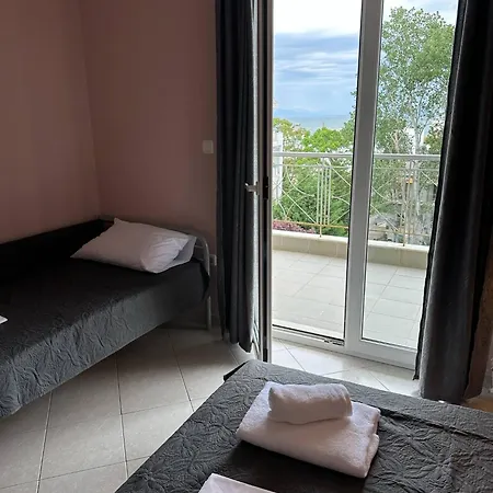 Nest Sea View * Néoi Epivátai